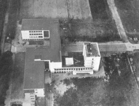 <p>a corridor is elevated so it doesn’t interrupt the street</p>