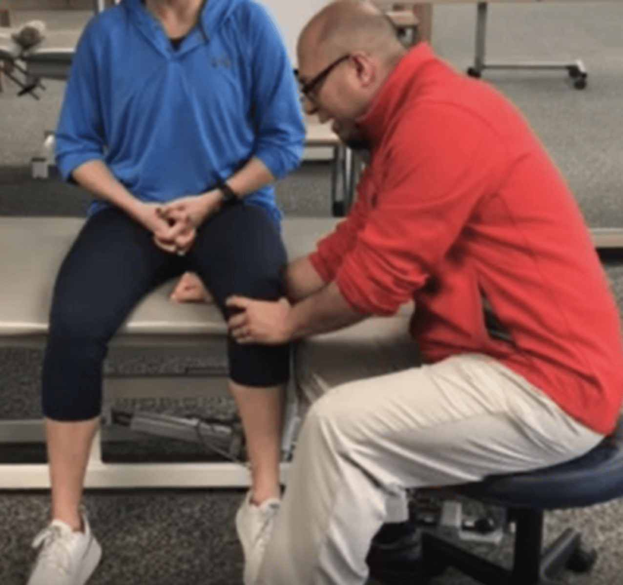 <p>purpose: test for femoral fracture </p><p>procedure:</p><p>- patient seated at edge of table</p><p>- examiner places one forearm under midshaft of test femur and applies a downward force on the distal femur with the other hand </p><p>positive finding: pain </p>