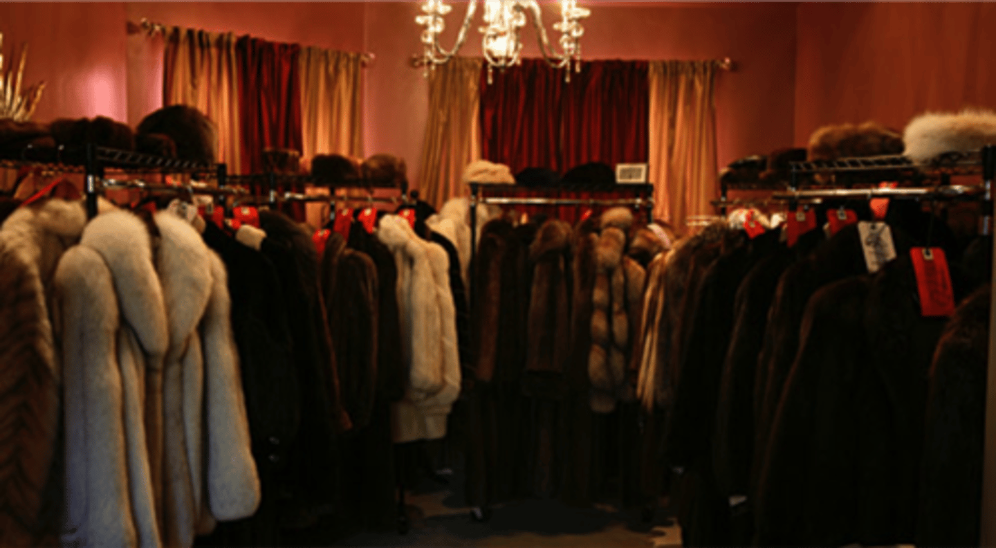 <p>wardrobe</p>