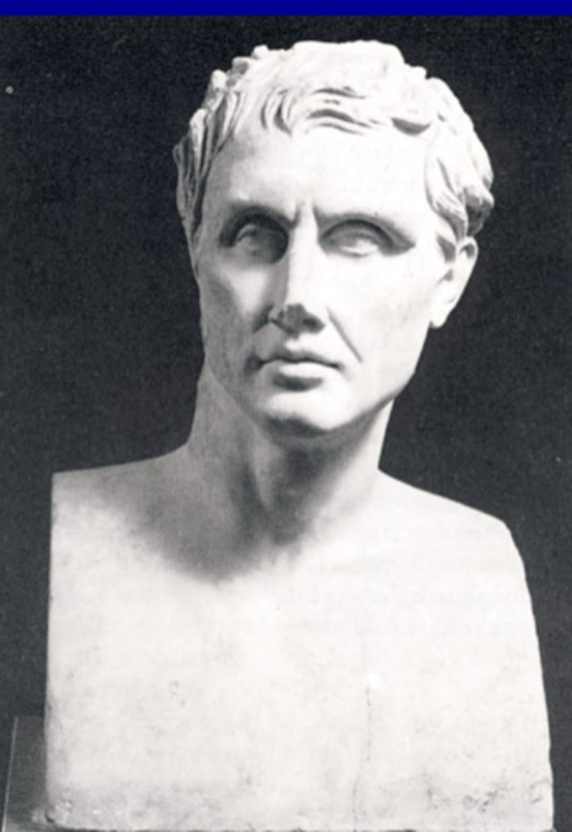 <p>Pentelic marble bust, attributed to Kephisodotos and Timarchos. ca. 289 BCE, Roman copy, MFA Boston. Short hair, gazing into the distances, strong nose</p>