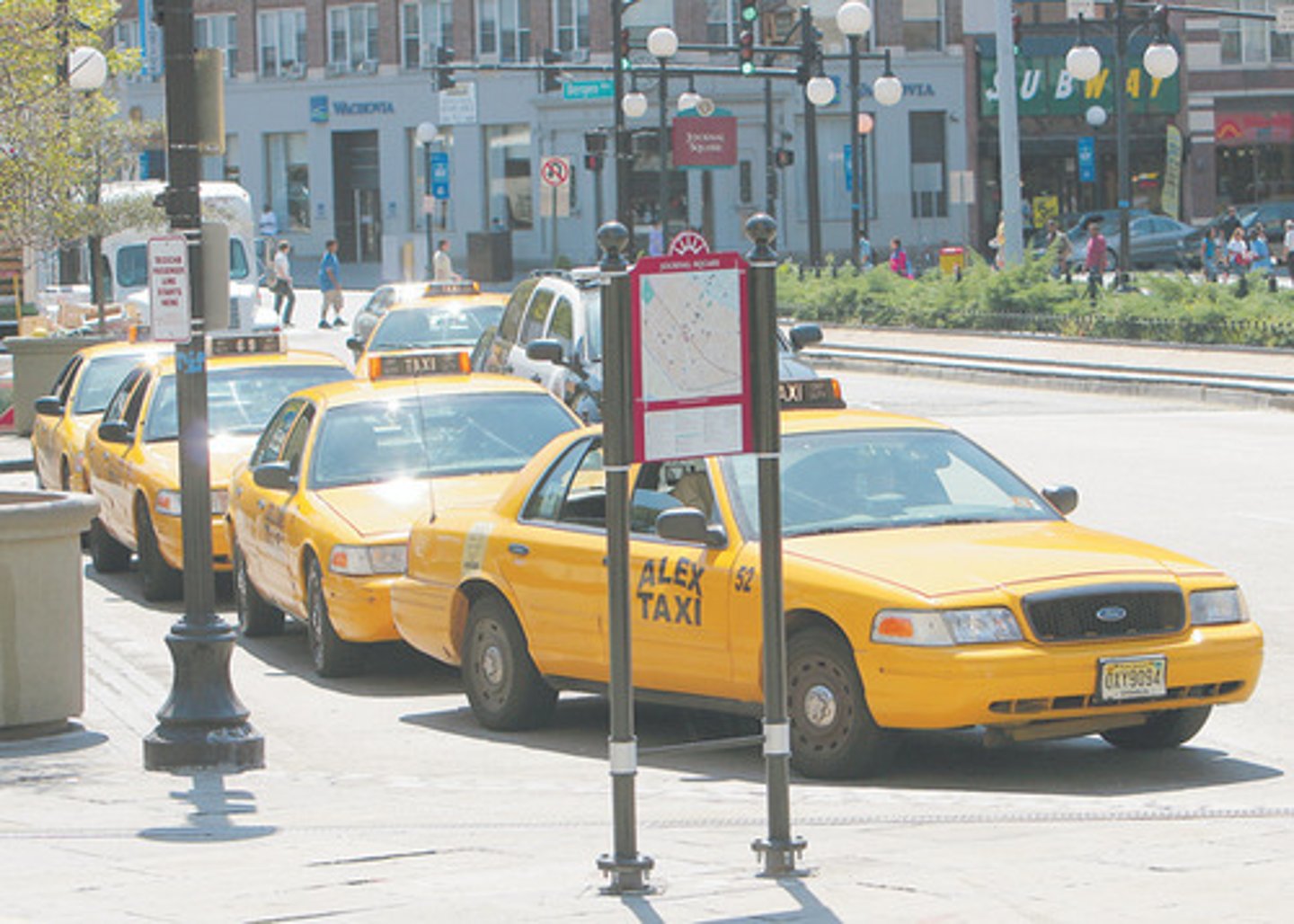 <p>стоянка таксі</p>