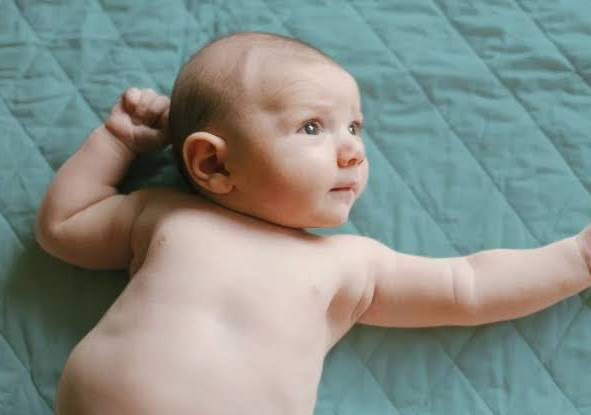 <p>flexion of opposite arm that occurs during the tonic neck reflex?</p>