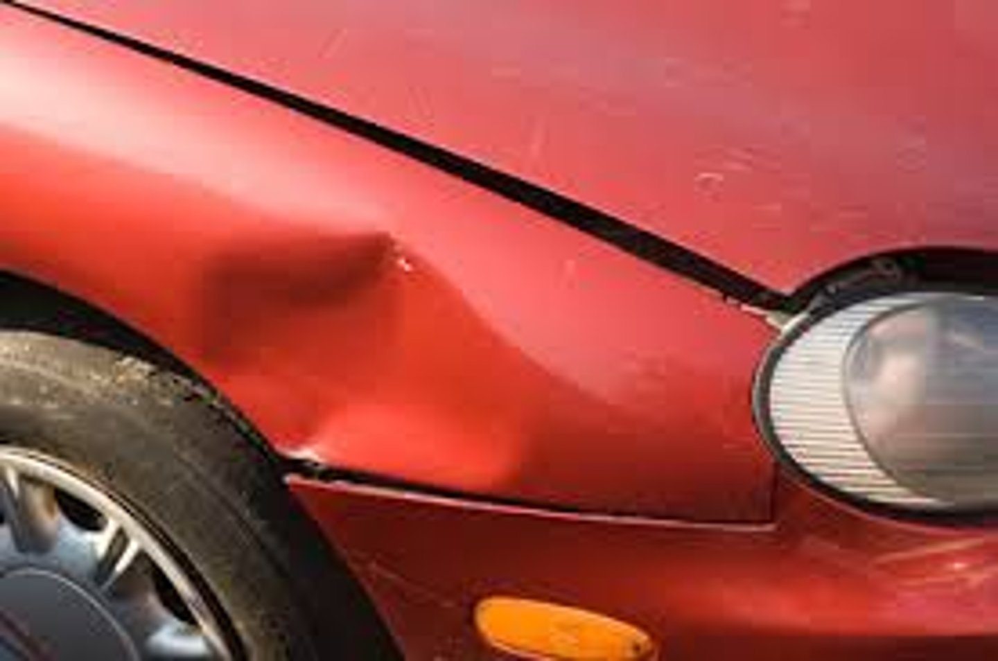 <p>dent</p>