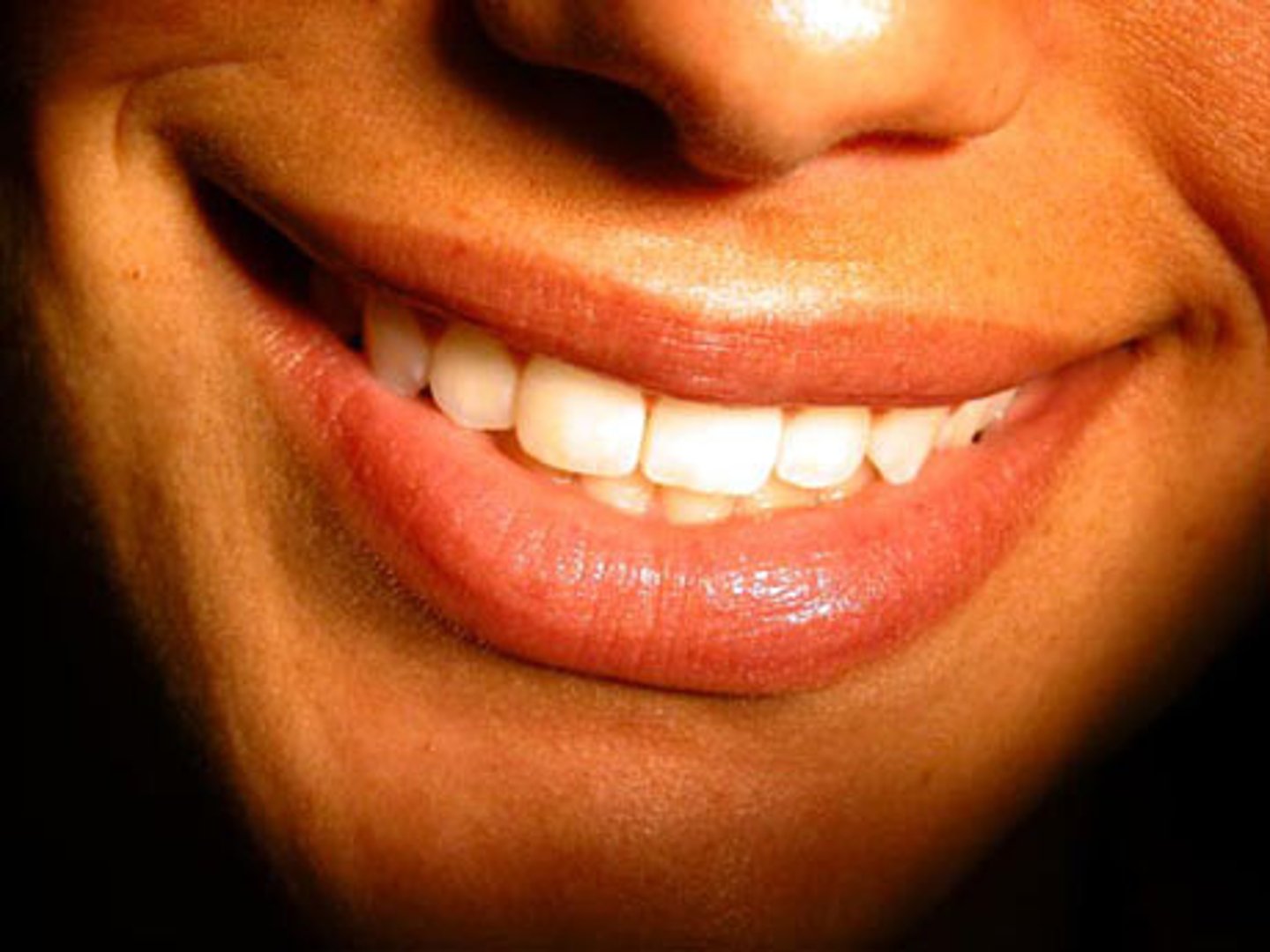 <p>to smile</p>