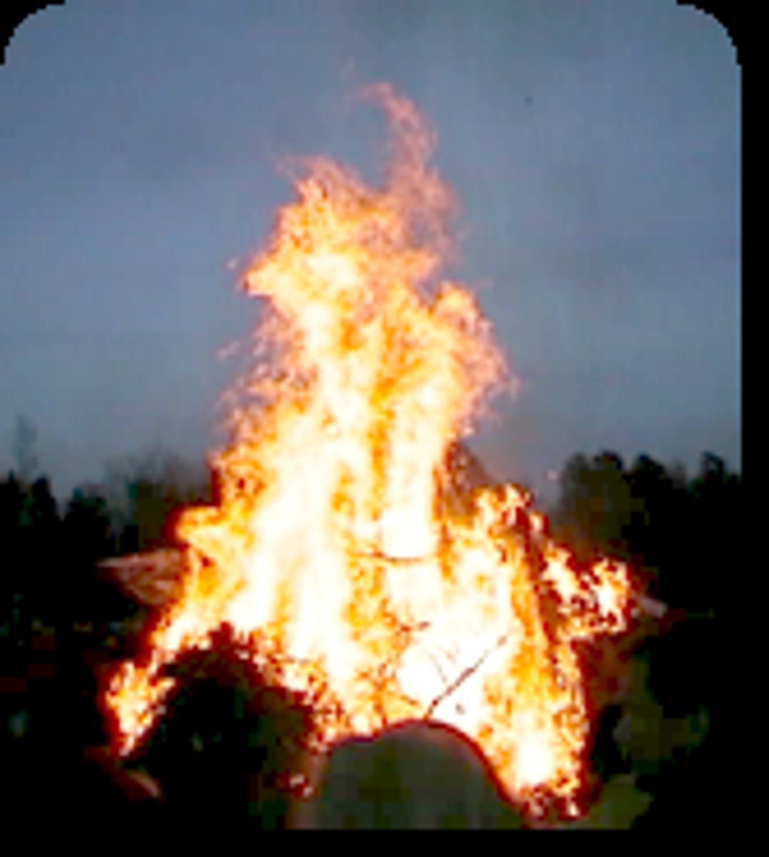 <p>Energy that speeds up the particles of matter and is measured with a thermometer</p>
