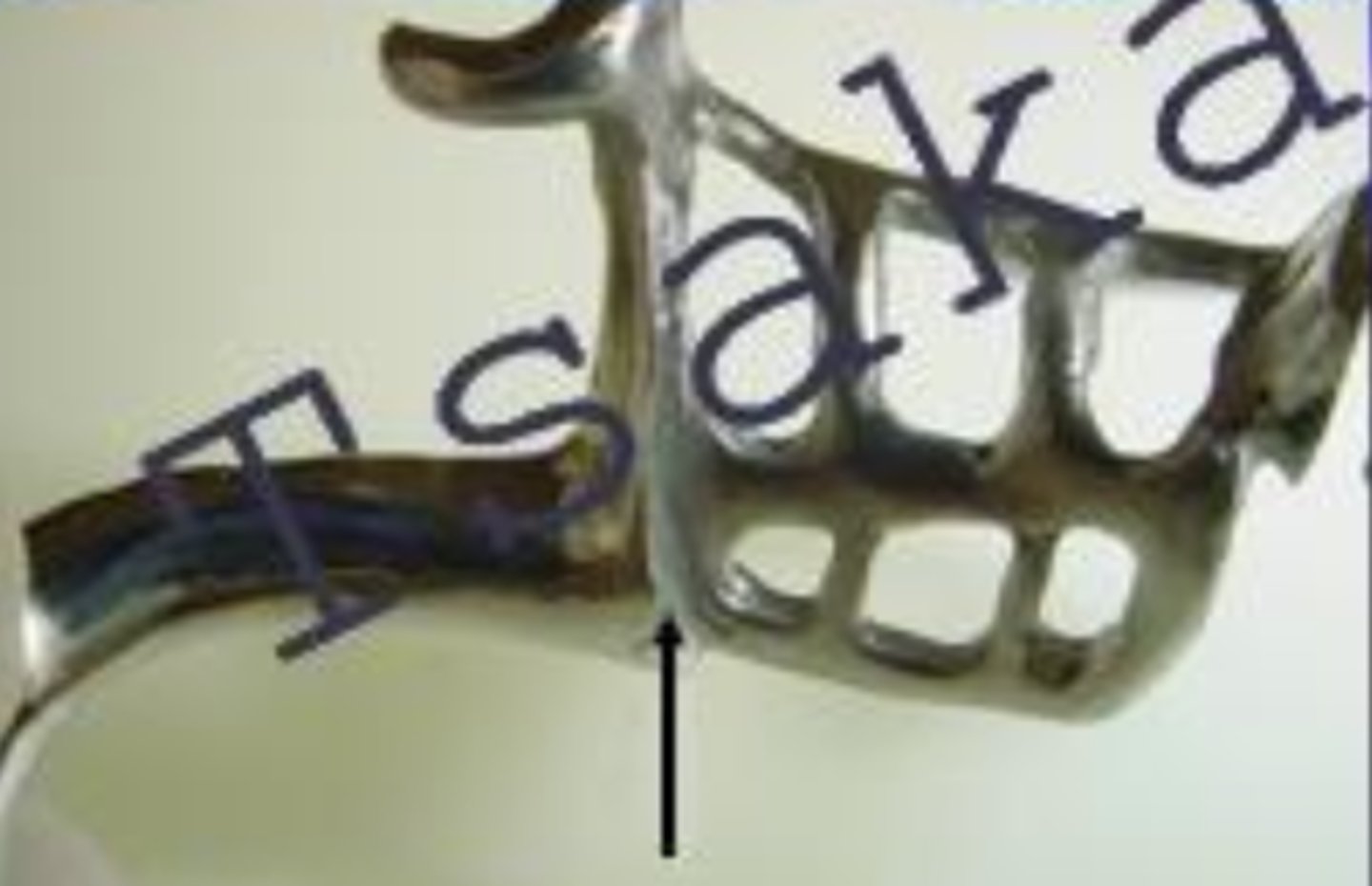 <p>What is the arrow pointing to?</p>