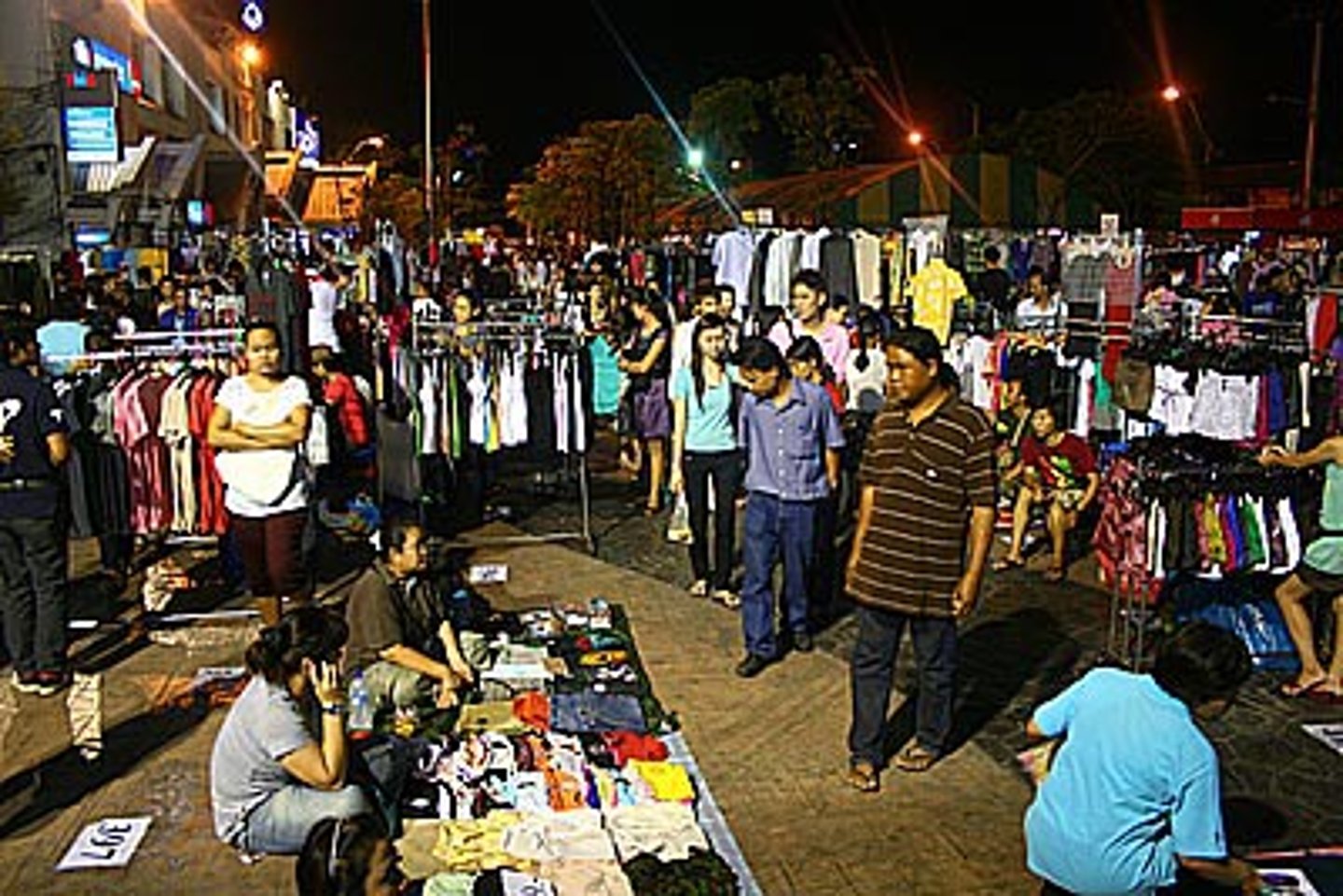 <p>thương mại</p>