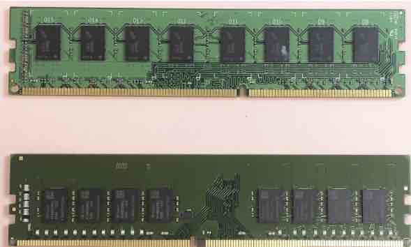 <p>Name the type RAM modules being shown in this image, from top to bottom.</p>