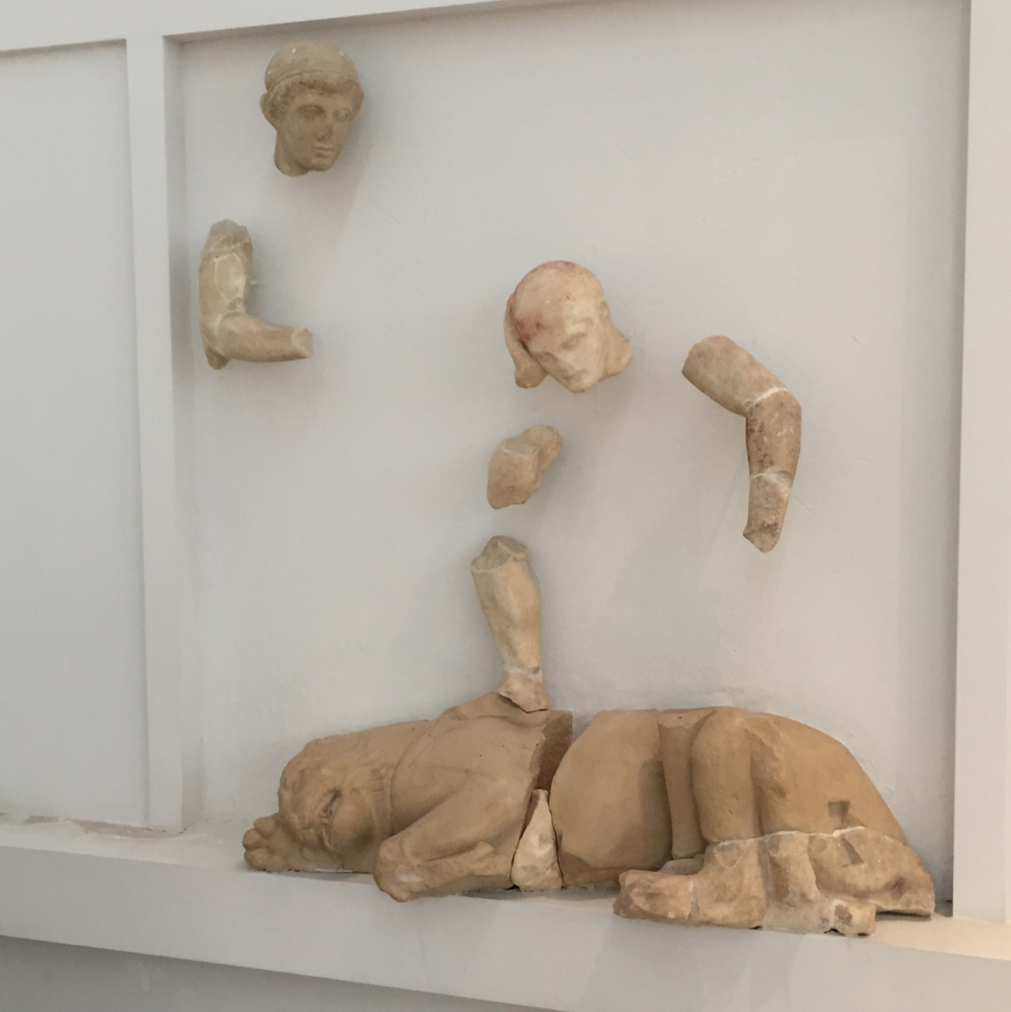 <p>Is this metope prescribed or unprescribed? </p>