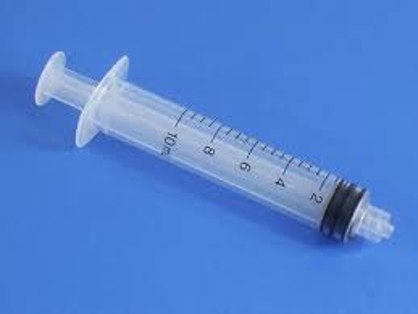 <p>: Ống tiêm</p><p>Synonyms: Injection device, needle</p><p>Example: The nurse filled the syringe with the medication</p>