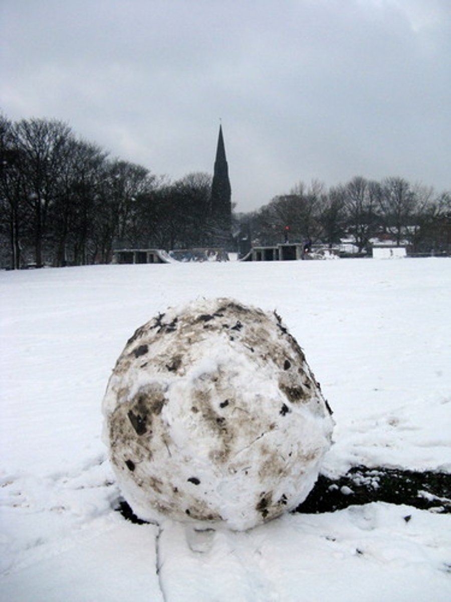 <p>Spread through a population in an area in such a way that the number/area influenced continually increases.</p>