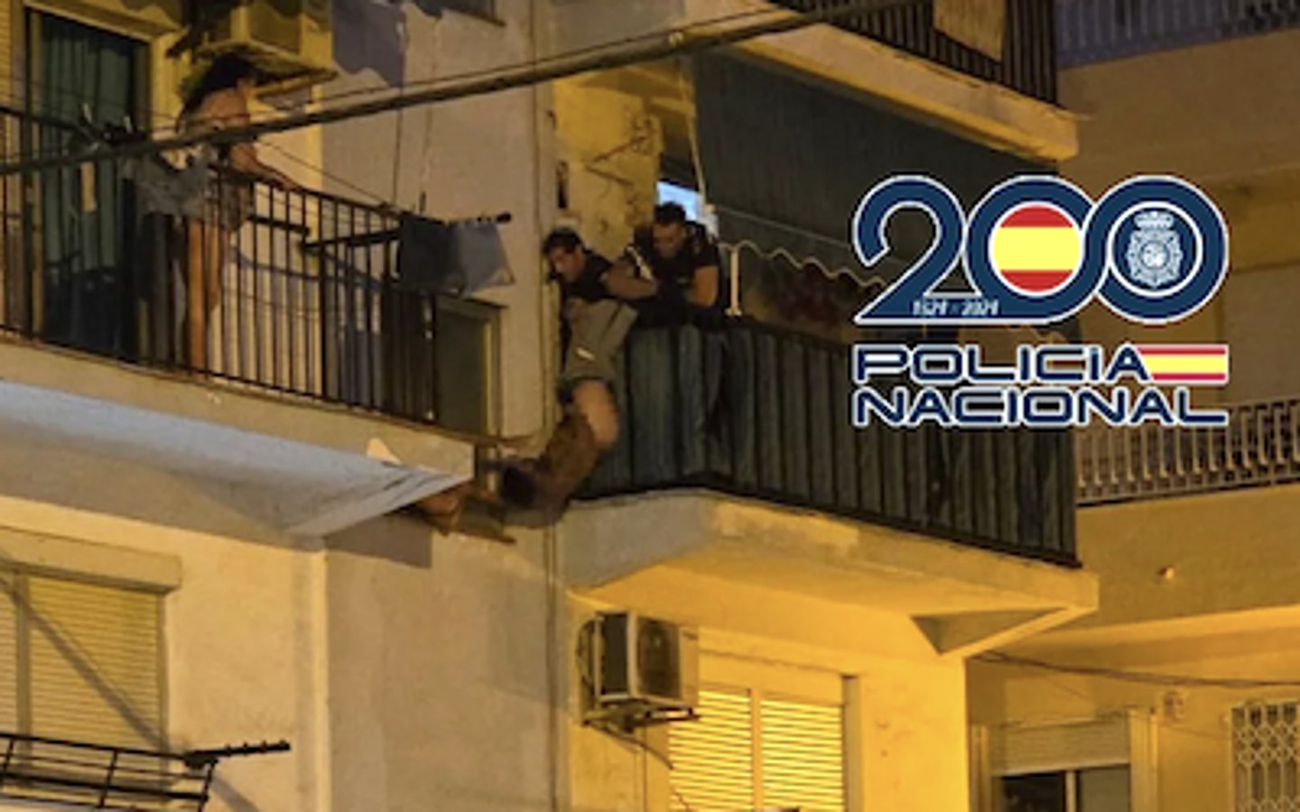 <p>Chapter: Mens Rea (Intoxication: Basic vs Specific Intent Crime)</p><p>Facts: Students get drunk at residence and dangle V off the balcony but accidentally dropped him causing GBH.</p><p>Principle: To be guilty with the crime with the MR of recklessness while intoxicated. The risk of harm must be foreseeable to the D when sober, and not just foreseeable to a reasonable person when sober.</p>