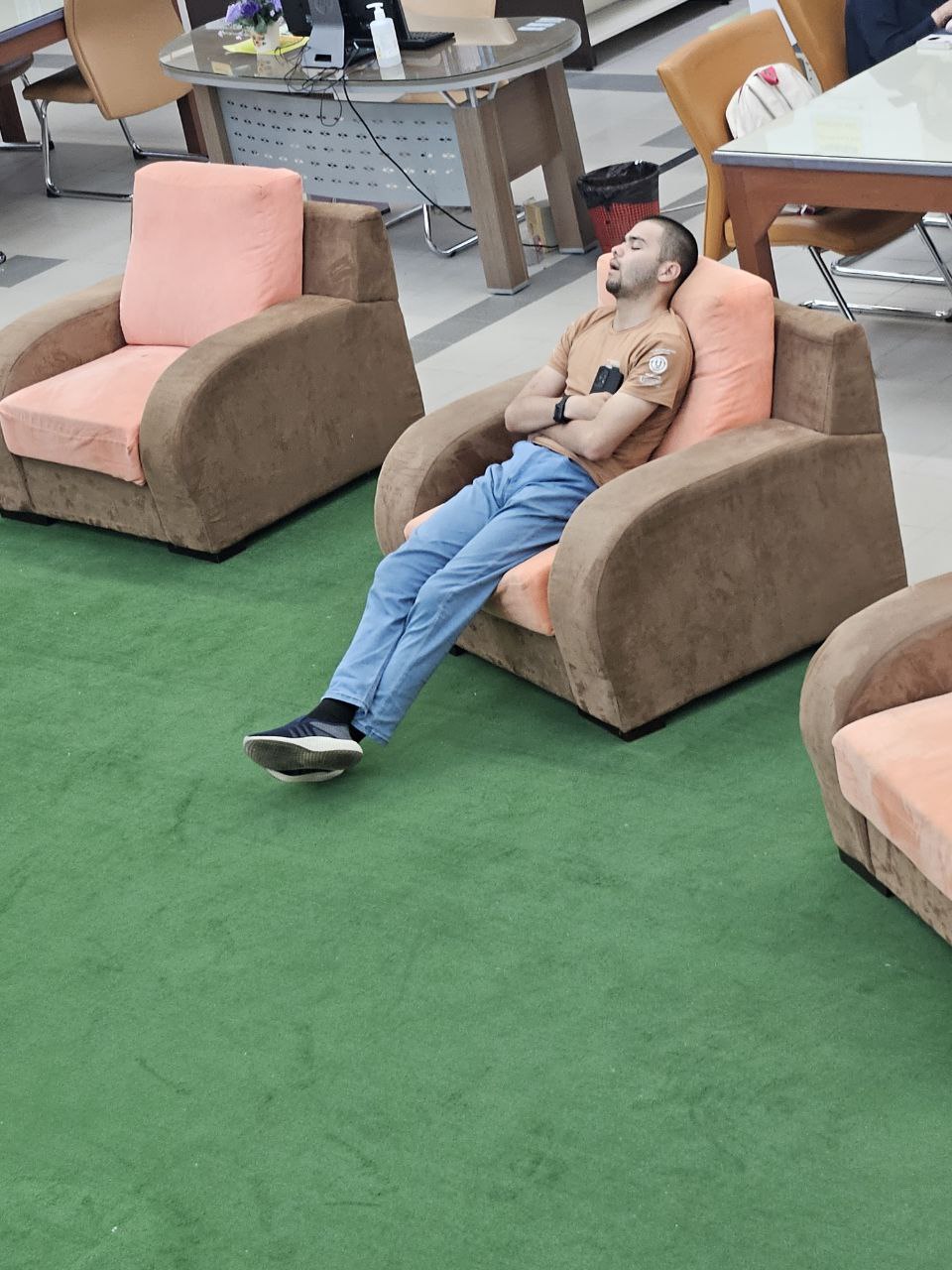 <p><em>Library.<mark data-color="purple">Abdulloh every time sleep in the library.</mark></em></p>