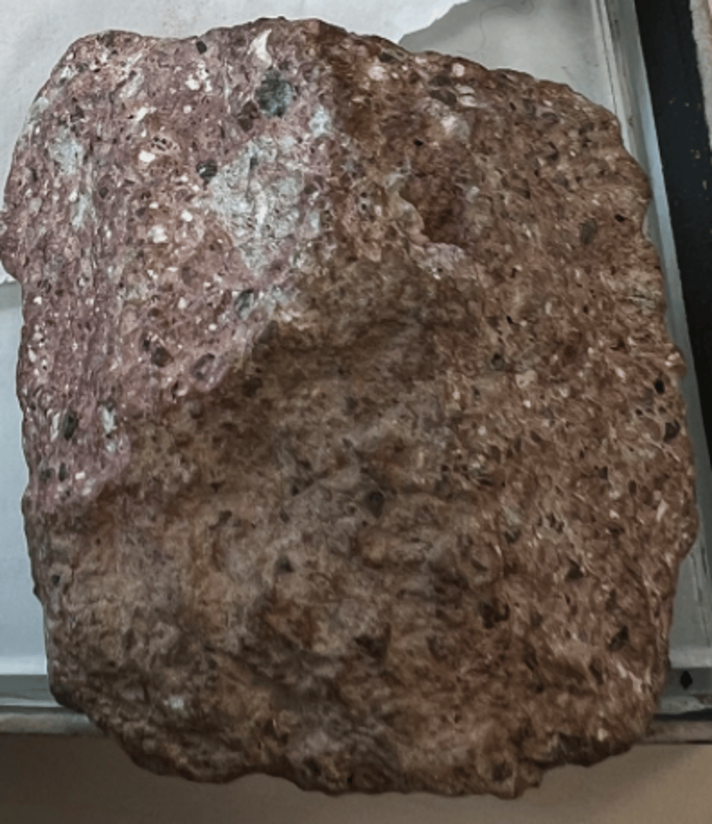 <p>Extrusive igneous rock, high silica content</p>