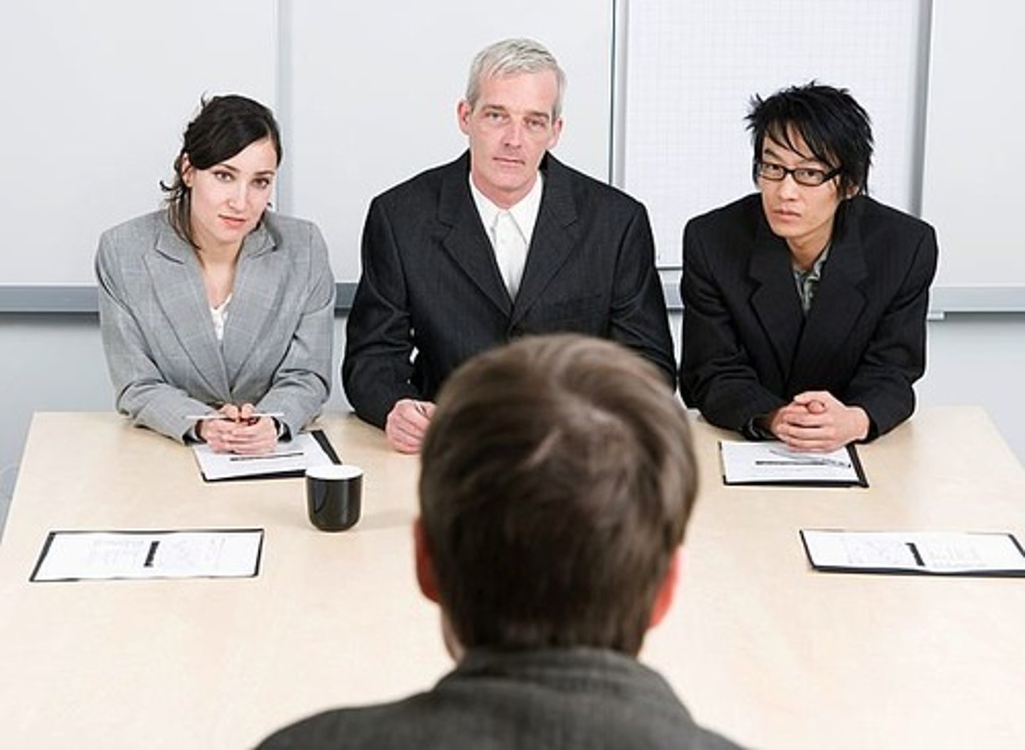 <p>interviewer</p>