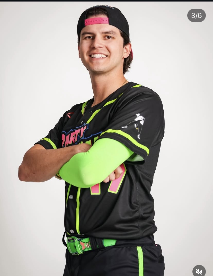 <h2>17, RHP</h2><p></p>