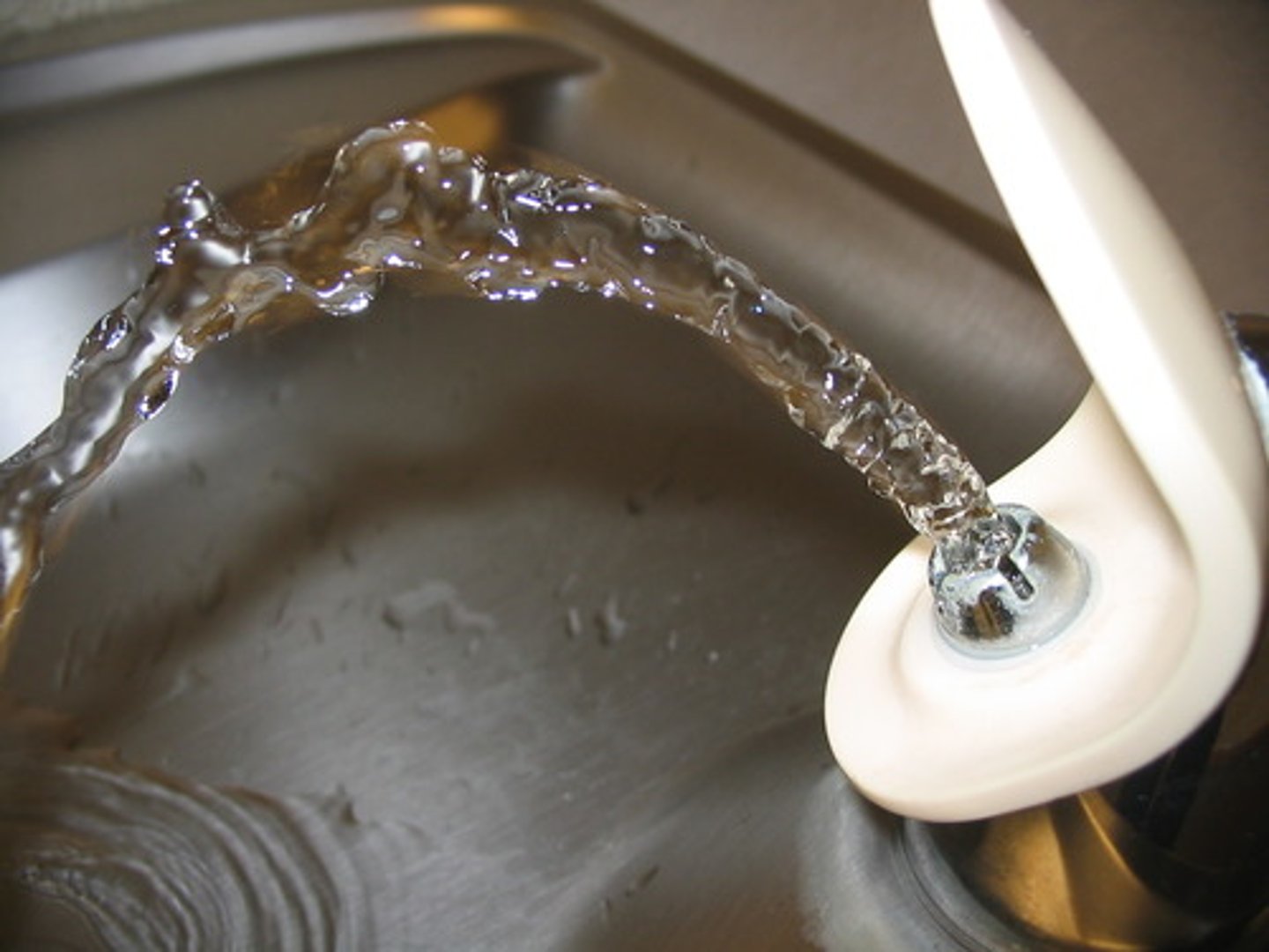 <p>a fountain</p>