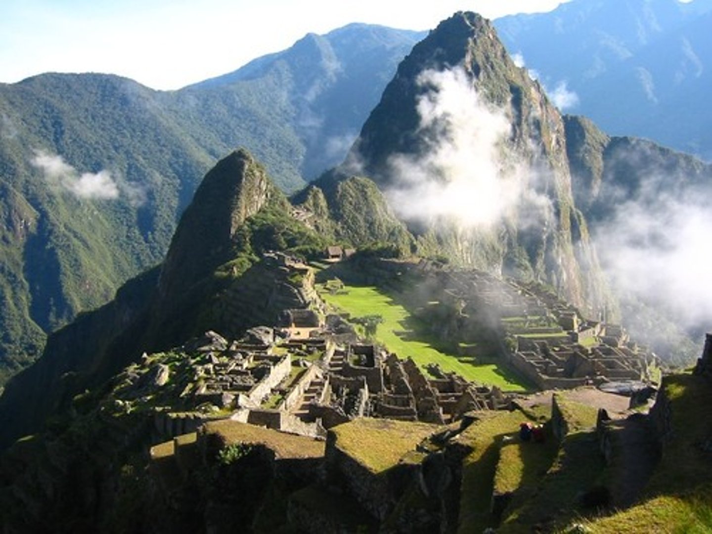 <p>-Capital city of the Incan Empire, it was the religious and ceremonial center of the empire</p><p>-population over 100,000 people</p><p>-This is where the Incan rulers and nobles lived in grand palaces</p>