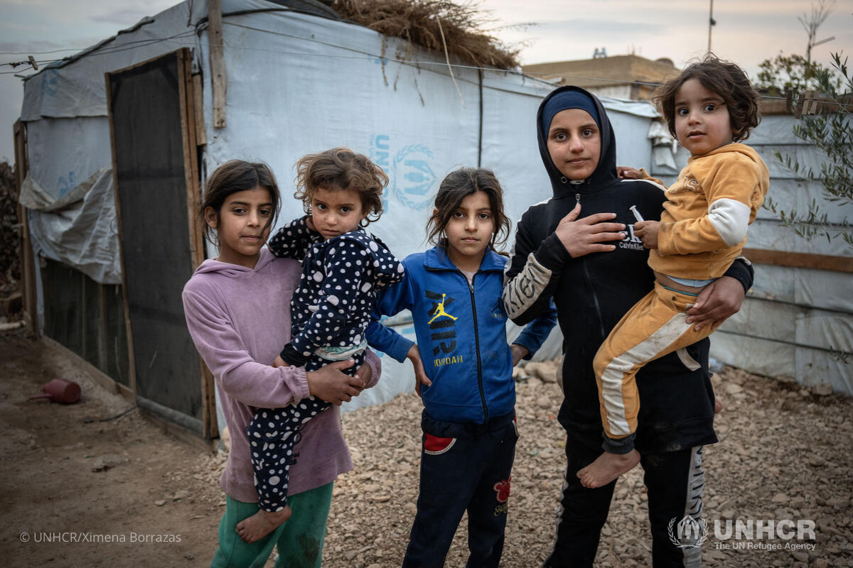 <p>Dân tỵ nạn, dân chạy nạn</p>