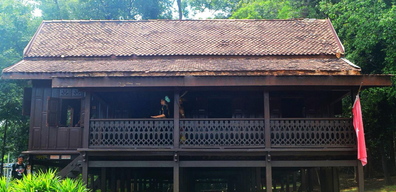 <p>larger version of Rumah Tiang Enam; house with 12 pillars</p>