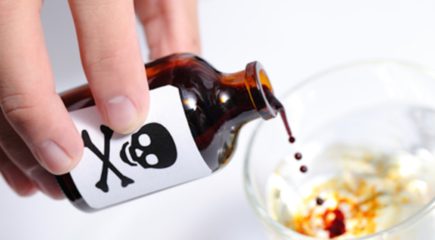 <p>проглотить яд</p>