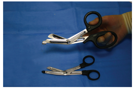 <p>Nickname: Utility scissors</p><p>Use: Cuts thick dressing, light wire, or orthopedic supplies</p><p>Features: Found in the OR room or in the non-sterile area</p>