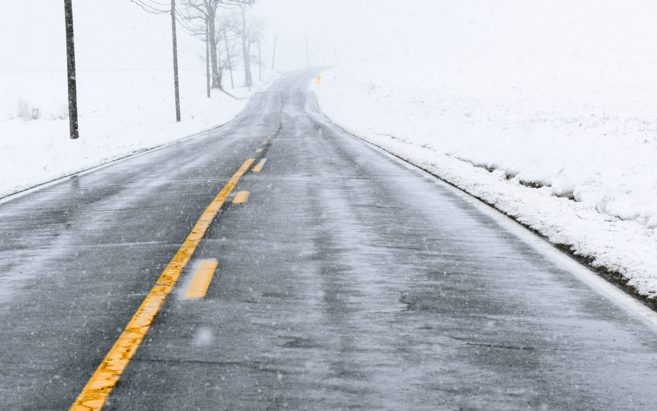 <p>What Is This?: What is “Black Ice” And Why Is It So Dangerous?</p>
