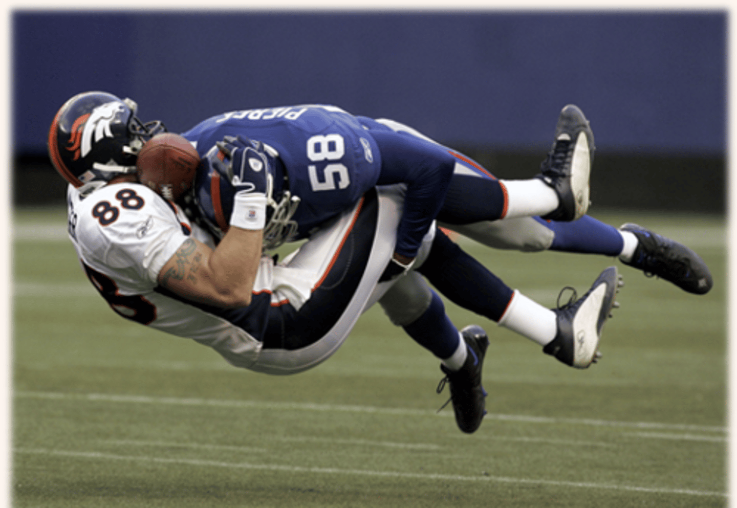 <p><span><strong>pain that comes on rapidly</strong>, as with a cut, broken bone, sore throat, or surgery. It can range from <strong>mild to severe</strong>. Acute pain goes away once the underlying cause is resolved. It has limited tissue damage and emotional response. It resolves with or without treatment after the injured area heals. An increase in vital signs due to activation of the sympathetic nervous system can occur with acute pain.</span></p>