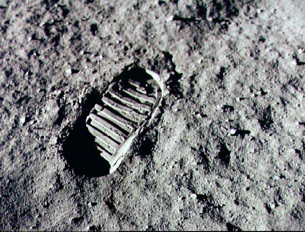 <p>Thick layer of dust left behind from meteorite impacts</p>