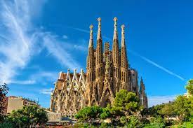<p><span>La Sagrada Familia, Barcelona, begun 1884</span></p>