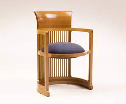<p>Darwin D. Martin House barrel armchair, 1905, Wright</p>