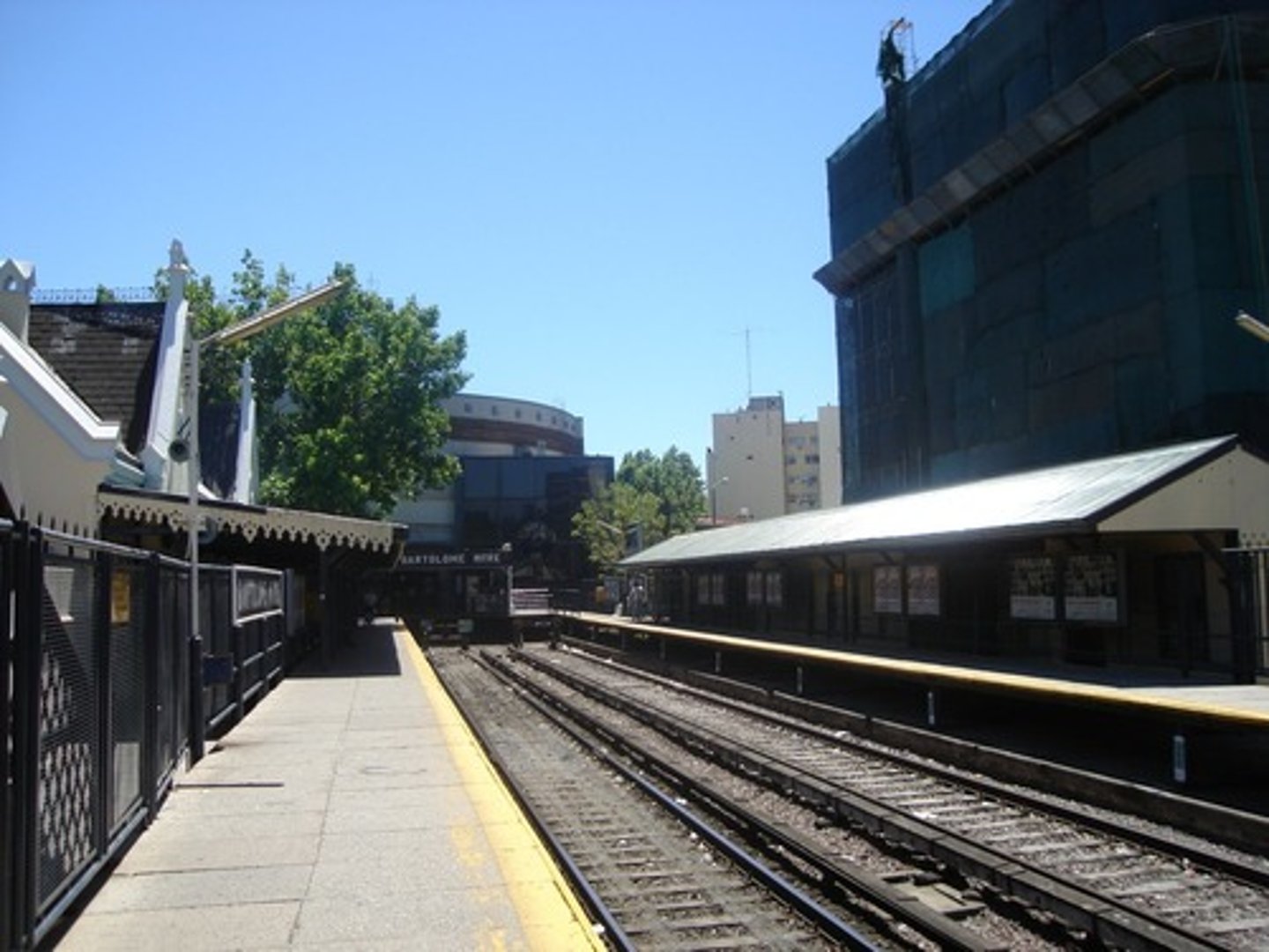 <p>la estación de tren</p>