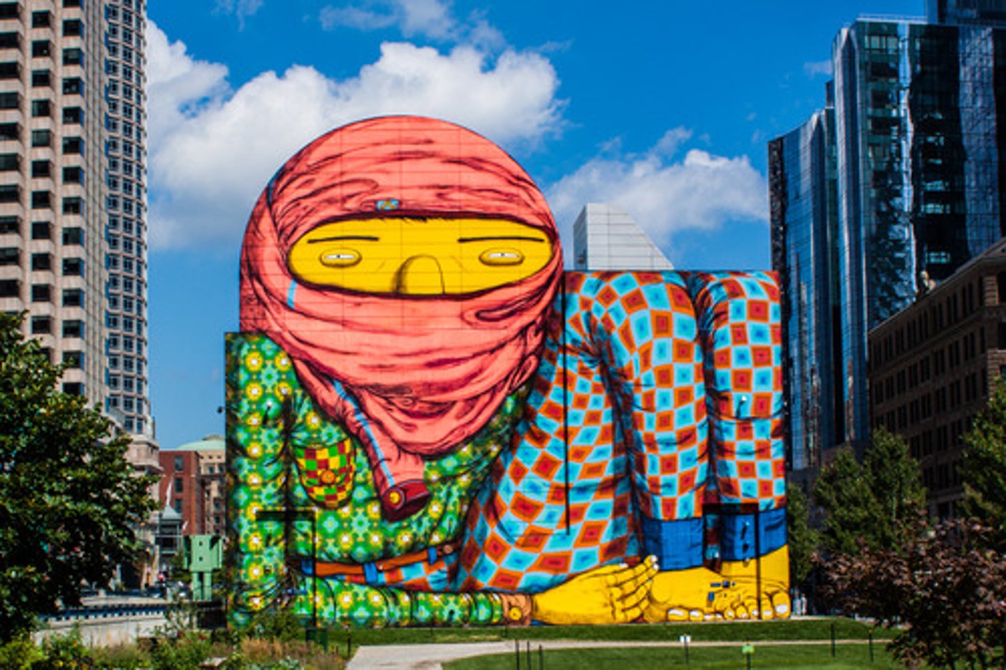 <p>-Twin brothers from Brazil</p><p>-Figures are always yellow, they had shared dreams of yellow figures when they were children. That is how the yellow-faced characters became a leitmotif respectively their trademark.-The surreal murals, they became known for, are reflecting their strong belief that street art should beautify the urban environment and has its important social role.</p>