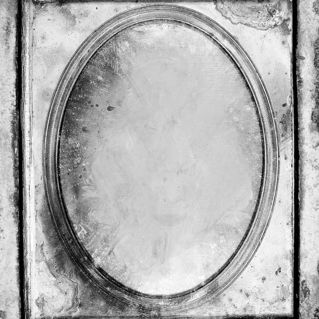 <p>alone</p>