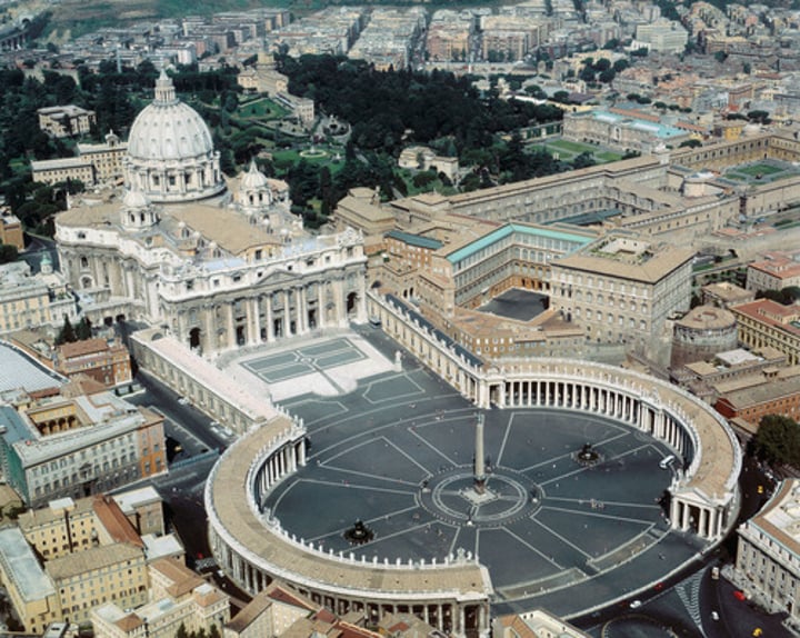 <p>A huge marble government building in ancient Rome</p>