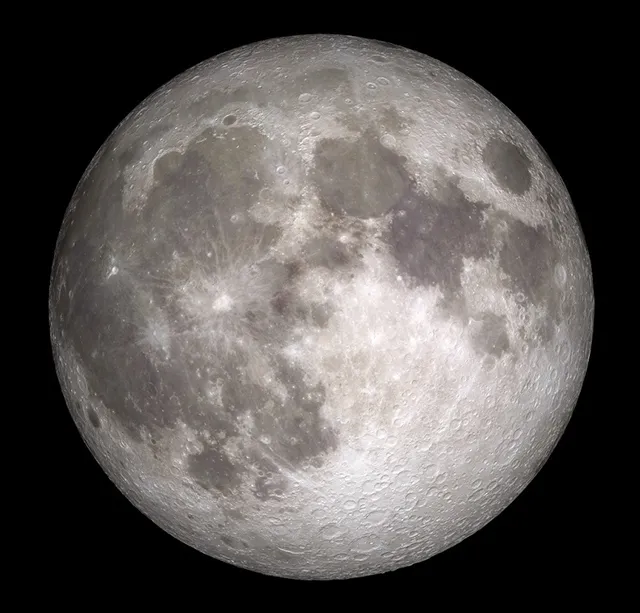 <p>A full illumination of the moon’s dayside. </p>