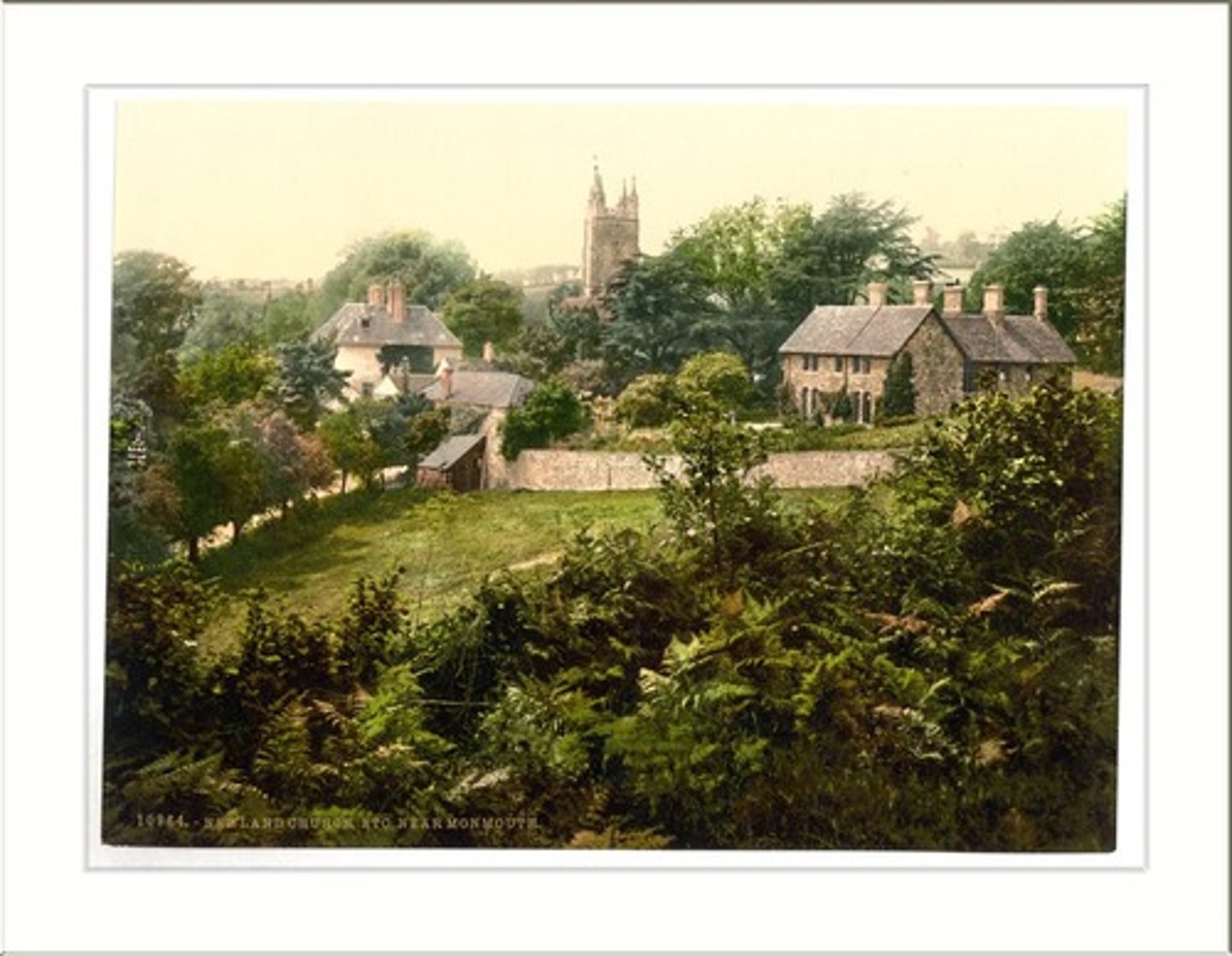 <p>/vɪˈsɪnəti/ ở gần I live in the vicinity of the station.</p>