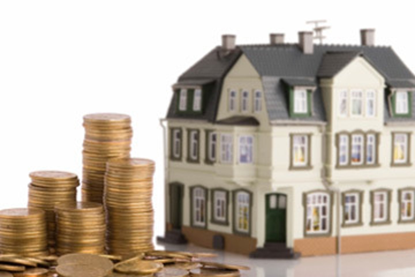 <p>to inherit</p><p>recibir algo de una persona que ha muerto</p>