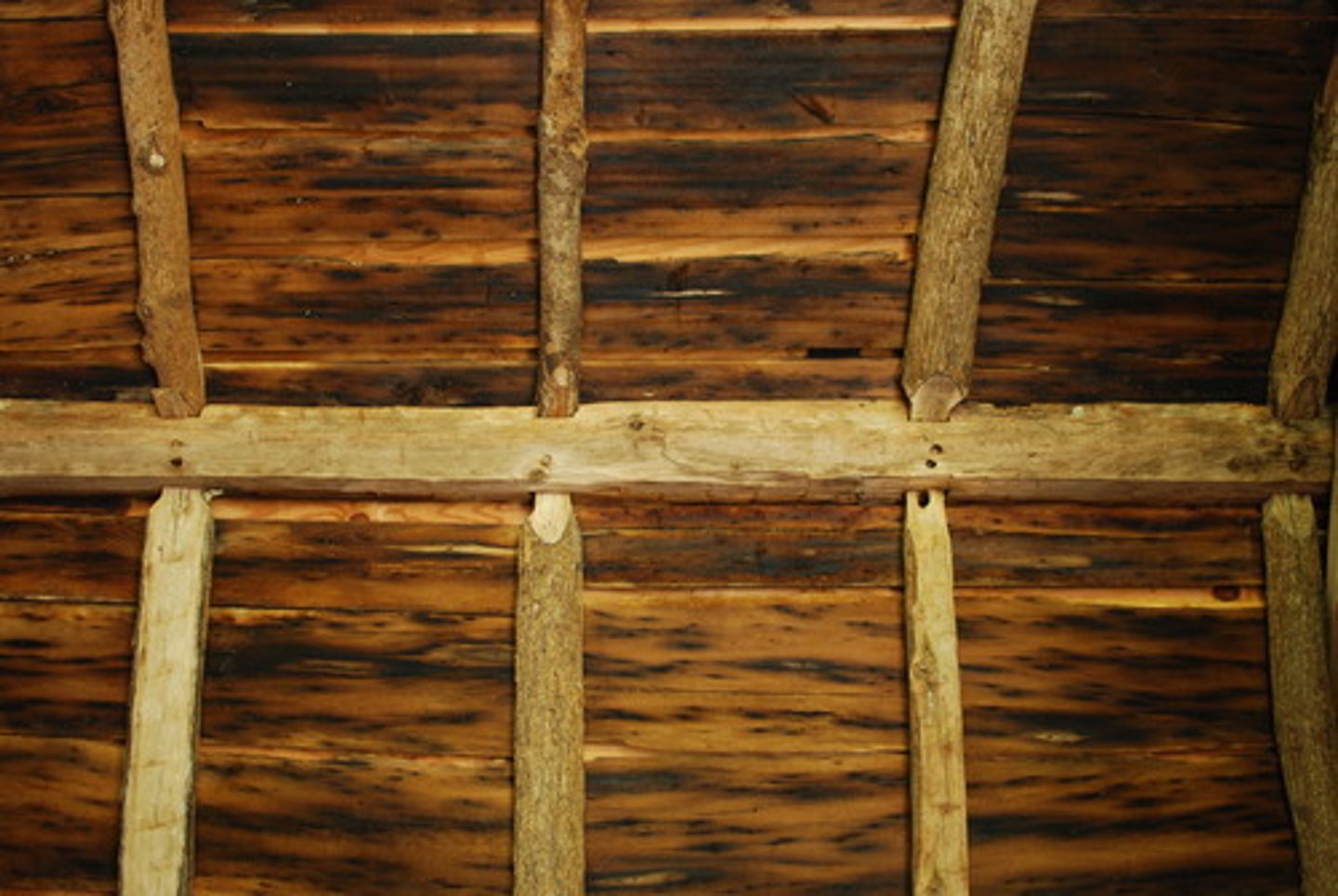 <p>(n.) a long piece of metal or wood; a line of light or energy</p>