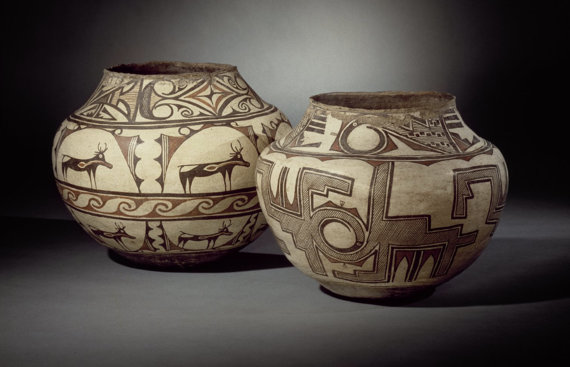 <p><span><span>Water jars</span></span></p>