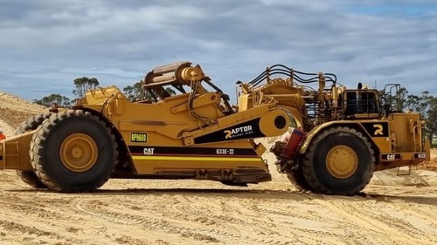 <p>Ideal for short hauls and can work alone, cost more initially and to operate, the elevator adds weight and takes horsepower.</p>