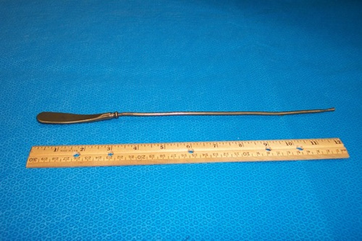 <p>used to measure the depth of the uterus</p>