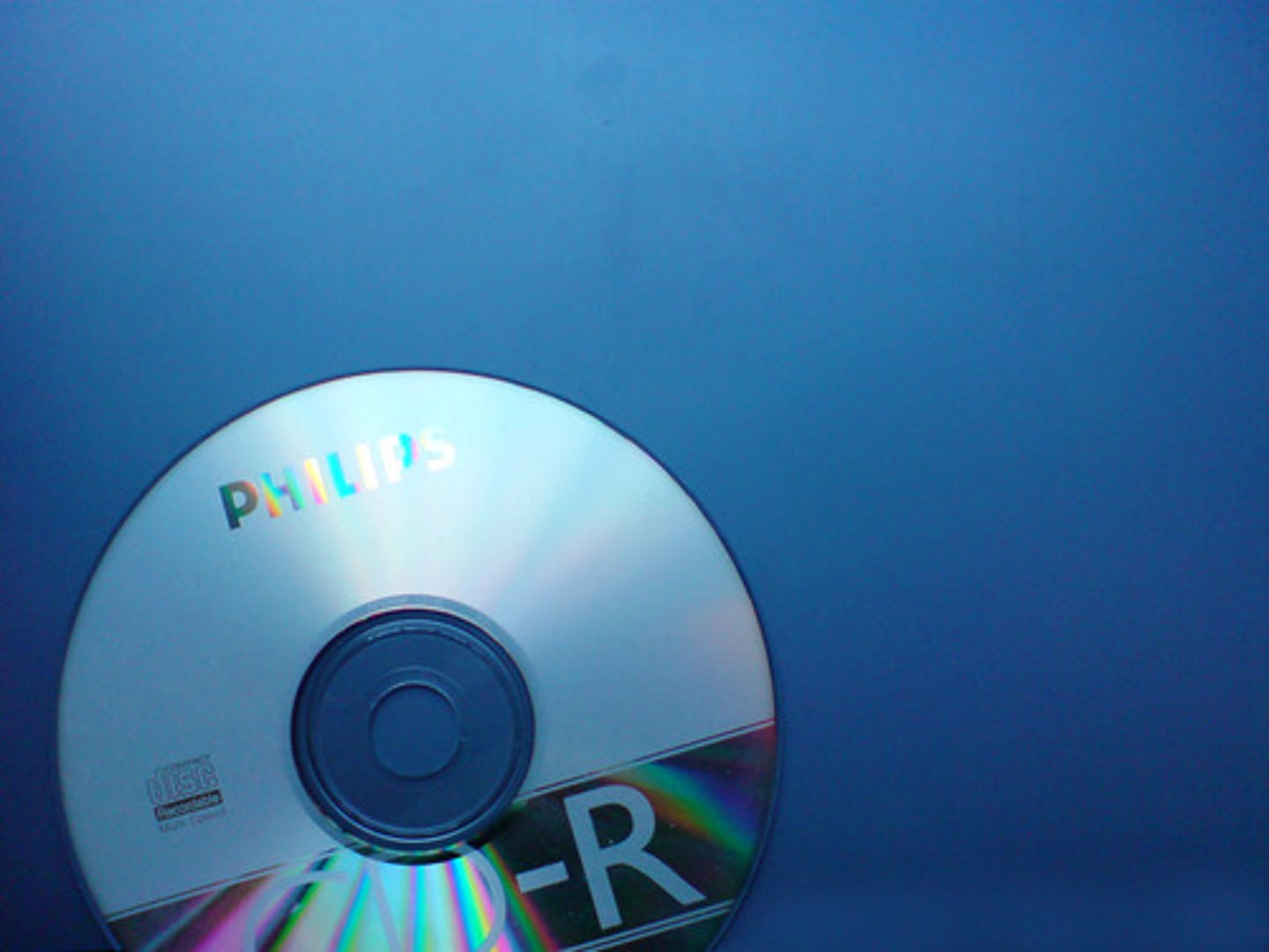 <p>Optical disc on which users can write once, but not erase, their file</p>