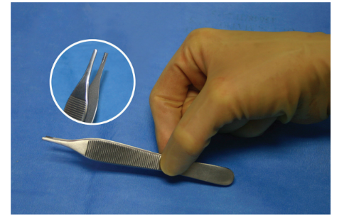 <p>Nickname: Adson Brown’s</p><p>Use: Grasps delicate tissue </p><p>Features: Wide serrated handle, jaws in two rows with 7×7 fine teeth, used in Plastics and Podiatry</p>