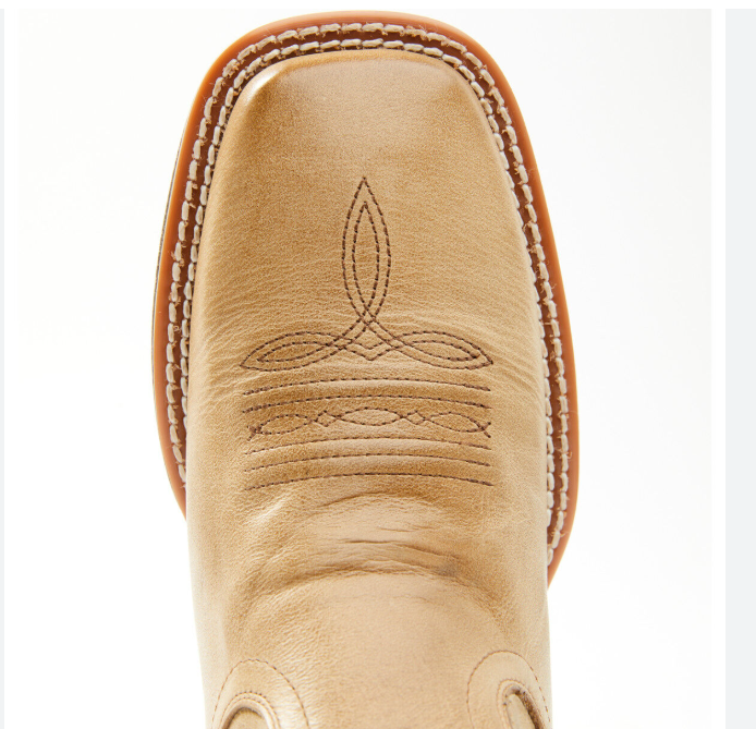 <p>What boot shape is this?</p>