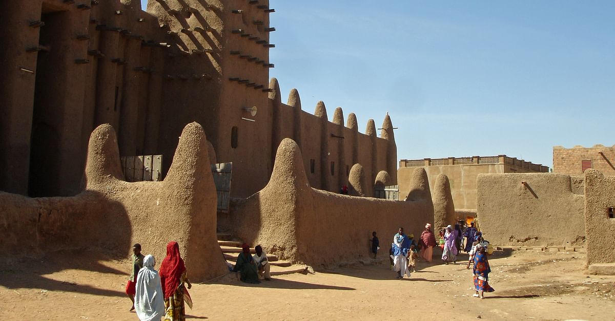 Def: a strong empire of Western African
LO10: Mali emerged as a small group took over the ghana kingdom and sustained itself by trading. 