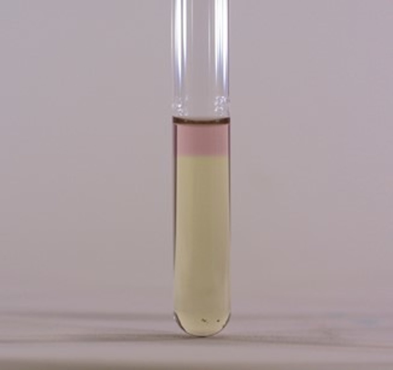 <p>FLUID THIOGLYCOLLATE BROTH</p><p>Key components of this medium are yeast extract, pancreatic digest of casein, dextrose, sodium thioglycollate, L-cysteine, and resazurin.</p><p>Which one acts as an indicator of O₂?</p>