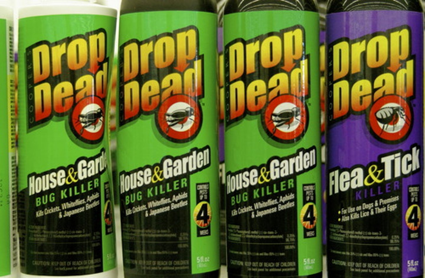 <p>Es un aerosol que se aplica en el cuerpo para alejar a los insectos.</p>