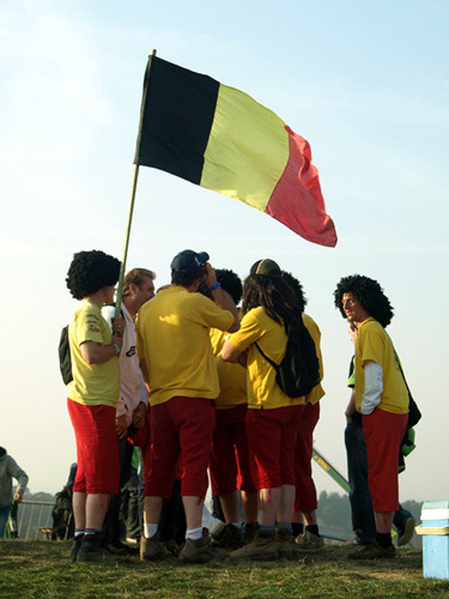 <p>esdrújula</p>