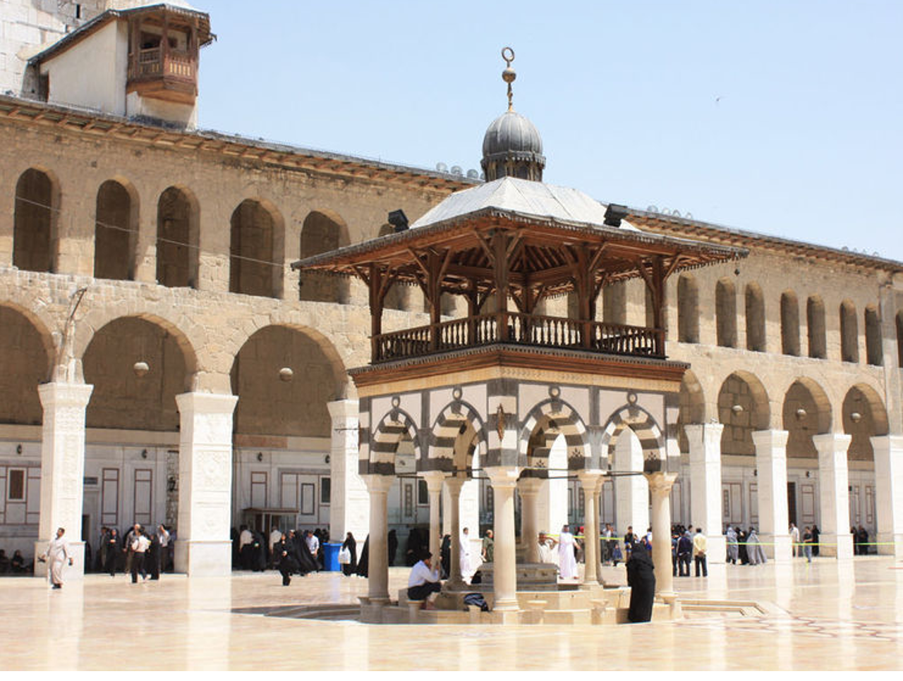 <p>where worshippers ritually purify themselves (wudu)</p>
